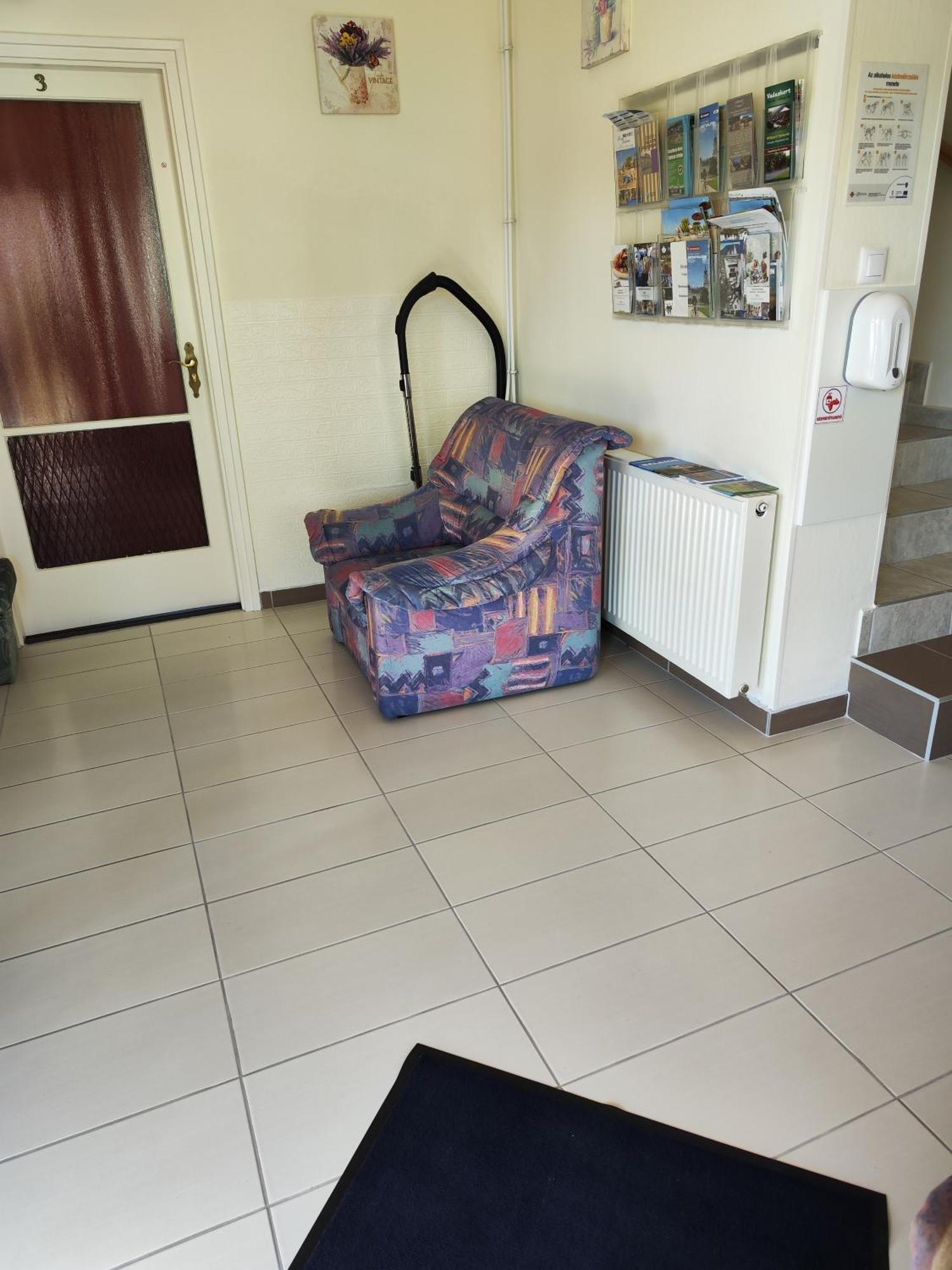 Havasi Vendeghaz Apartment เจเนชดิแอช ภายนอก รูปภาพ